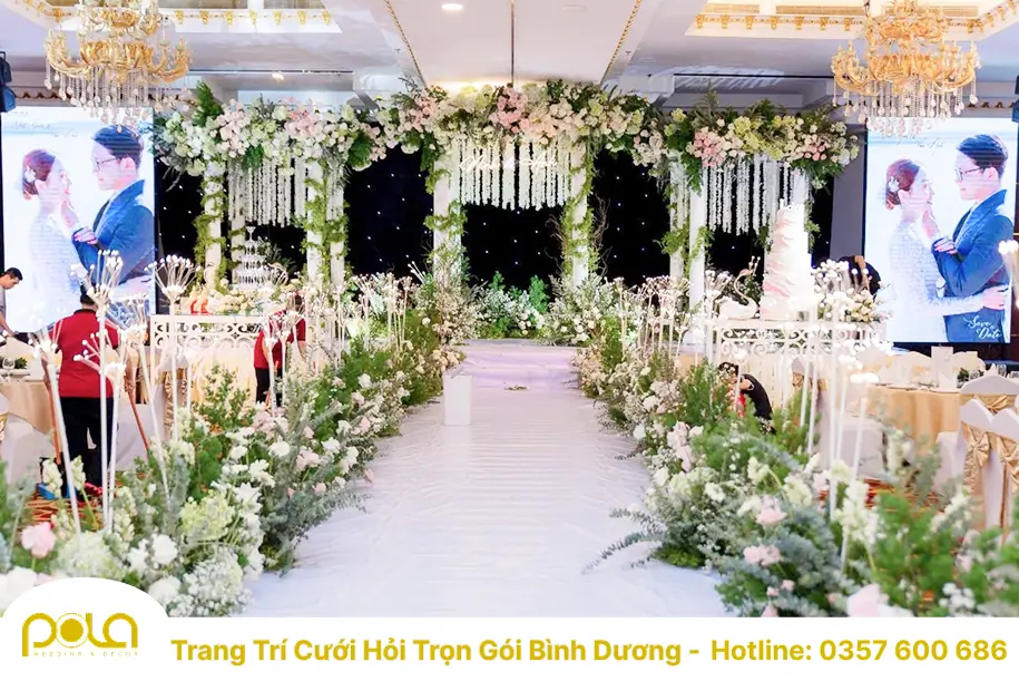 Trang Trí Nhà Hàng Tiệc Cưới Bình Dương
