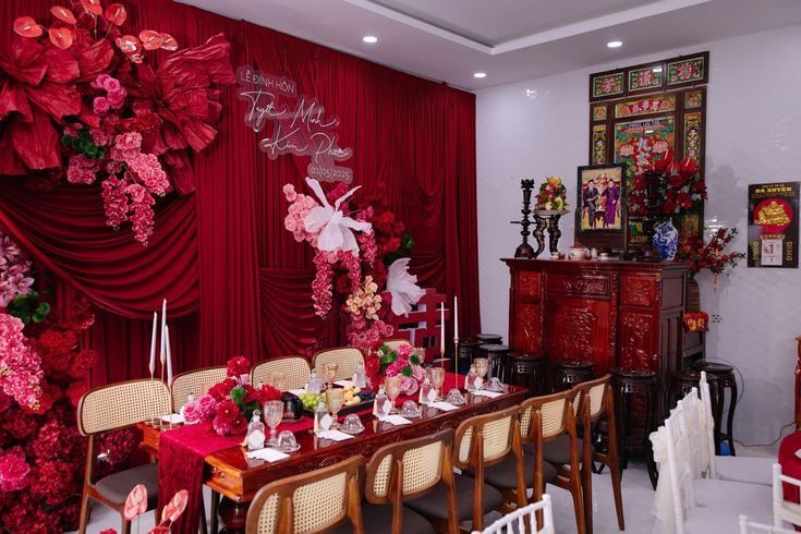 Mẫu trang trí gia tiên